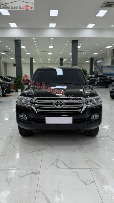 Xe Toyota Land Cruiser 4.6 V8 2020