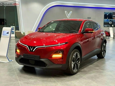 Xe VinFast VF6 Plus 2026