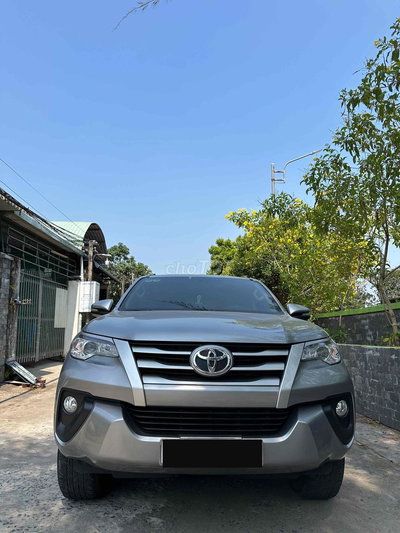 Toyota Fortuner 2017 nhập khẩu Indonesia Xám
