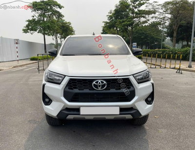 Xe Toyota Hilux 2.4L 4x2 AT 2025