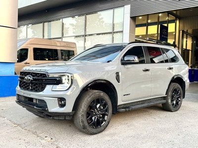 Ford Everest 2022 Sport Màu Xám Xi Măng - Xe Nhập