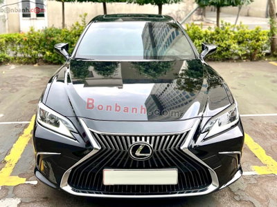 Xe Lexus ES 250 2018