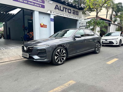 VinFast Lux A2.0 2019 Premium 2.0 AT - 42000 km