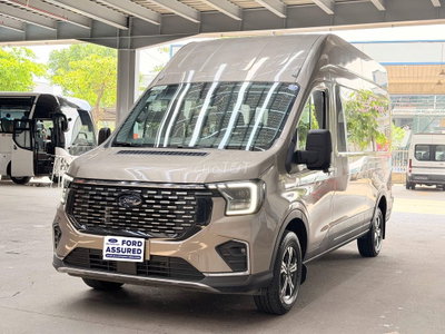 Ford Transit 2024 16c Form mới Nóc Cao 26000 km