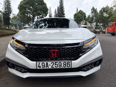 Honda Civic 2019 1.8G Trắng