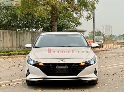 Xe Hyundai Elantra 1.6 AT Tiêu chuẩn 2023