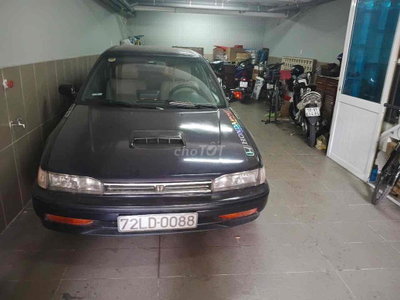Honda Accord 1992 2.0 Số sàn Đen