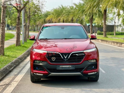 Xe VinFast Lux SA 2.0 Base 2.0 AT 2021
