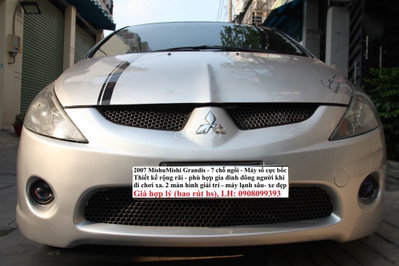 7 chỗ Mitsubishi Grandis 2007 - Xe cực bốc