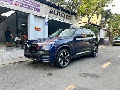 Xe VinFast Lux SA 2.0 Premium 2.0 AT 2019