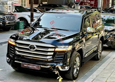 Xe Toyota Land Cruiser 3.5 V6 2025