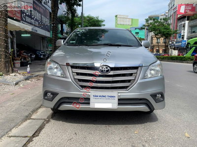 Xe Toyota Innova 2.0E 2015