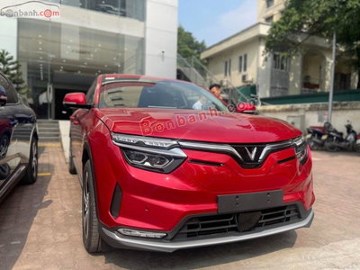 Xe VinFast VF8 Plus AWD 2026