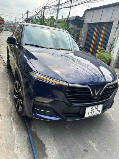 VinFast Lux SA2.0 2021 Premium 66000 km Xanh