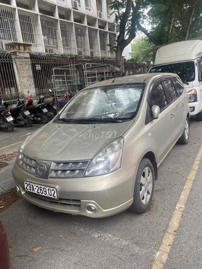 Nissan Grand Livina Vàng cát 102762 km