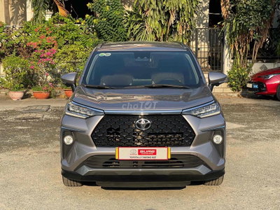 Toyota Veloz Top 2025 Bạc 46.700 km