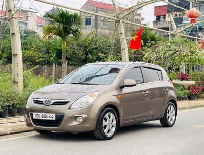 Hyundai i20 2011 Tự động Nâu