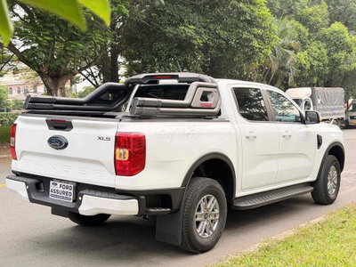 Ford Ranger XLS Số tự động Trắng
