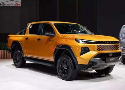 Xe Toyota Hilux Pro 2.8L 4x2 AT 2026