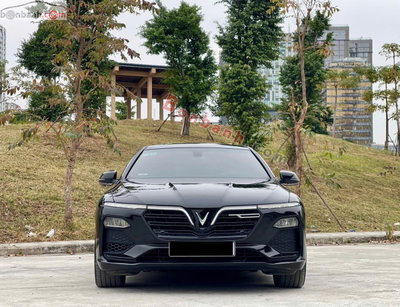 Xe VinFast Lux A 2.0 Tiêu chuẩn 2022