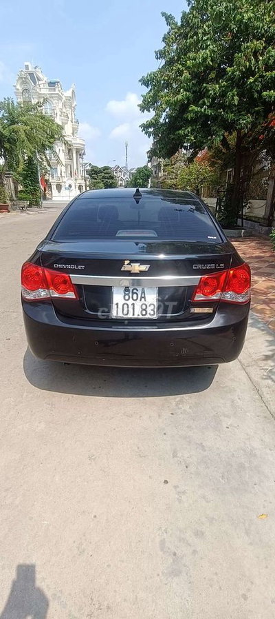 CHEVROLET CRUZE