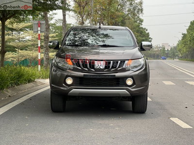 Xe Mitsubishi Triton 4x4 AT Mivec 2017