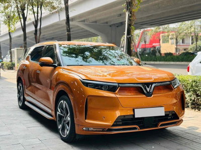 Xe điện VinFast VF9 Plus 2024 Cam