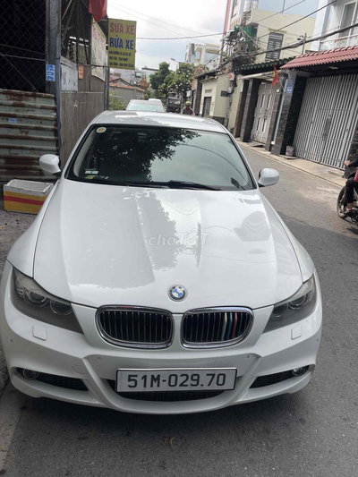 BMW 325i 2011 Trắng 102921 km