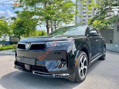 Xe VinFast VF9 Eco 2026