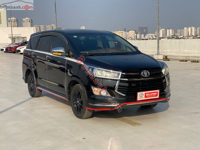 Xe Toyota Innova 2.0 Venturer 2018