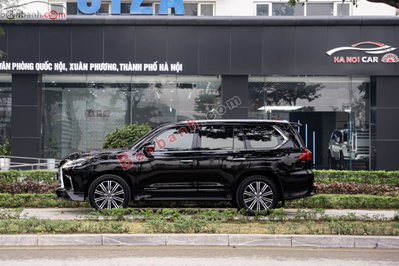 Xe Lexus LX 570 2018