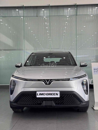 VinFast Limo Green 2026 Bạc giao ngay. Vay bao đau