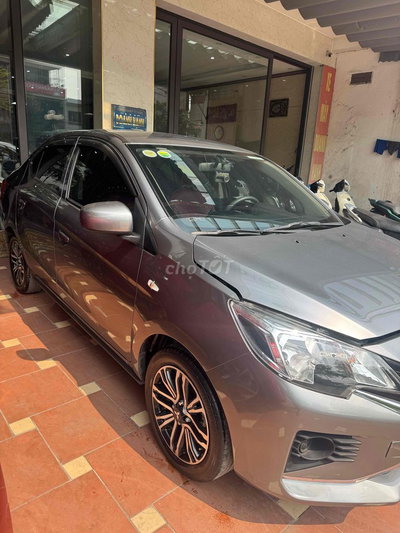 Mitsubishi Attrage MT Xám