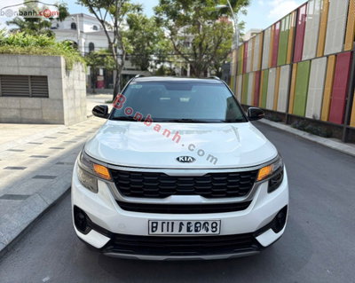 Xe Kia Seltos Deluxe 1.4 AT 2020