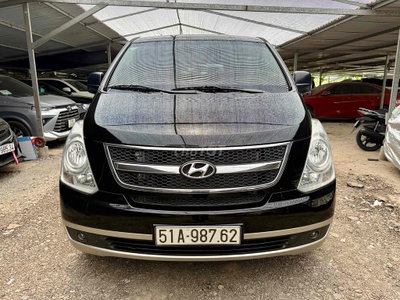 Hyundai Starex 2014 2.4AT Đen 9 chỗ
