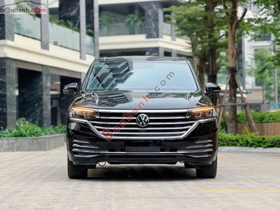 Xe Volkswagen Viloran Luxury 2024