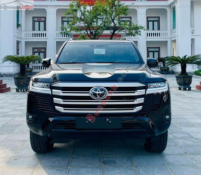 Xe Toyota Land Cruiser 3.5 V6 2026