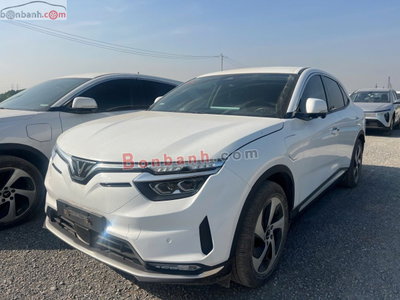 Xe VinFast VF8 Eco AWD 2025