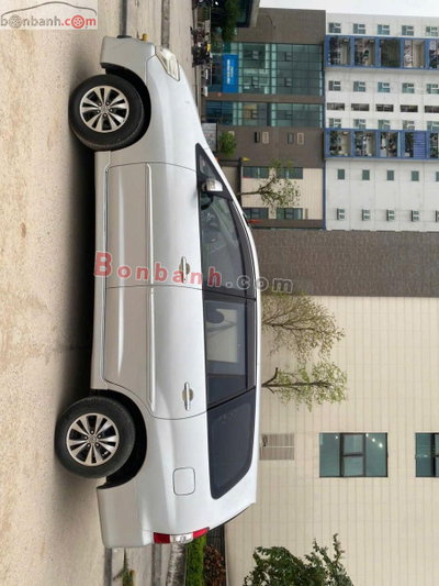 Xe Toyota Innova 2.0E 2015