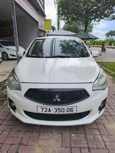 Mitsubishi Attrage 2019 Trắng