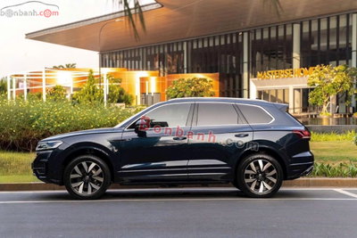 Xe Volkswagen Touareg Luxury 2.0 TSI 2025