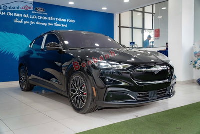 Xe Ford Mustang Mach-E Premium AWD 2025