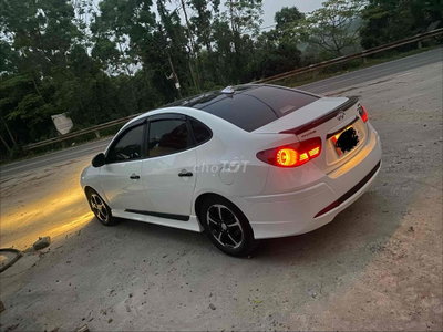 Hyundai Avante 2011 1.6 AT Trắng