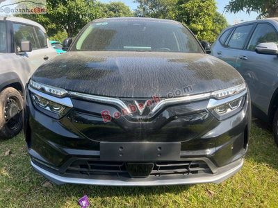 Xe VinFast VF8 Eco AWD 2023