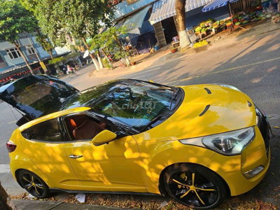 Hyundai Veloster SX 2011 Vàng