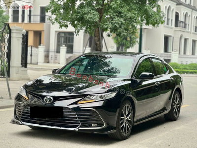 Xe Toyota Camry 2.5Q 2021