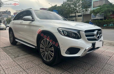 Xe Mercedes Benz GLC 250 4Matic 2018