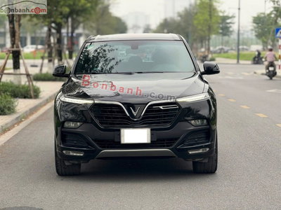 Xe VinFast Lux SA 2.0 Base 2.0 AT 2021