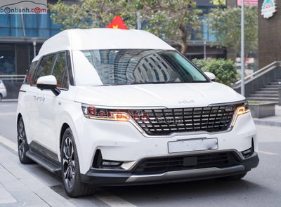 Xe Kia Carnival Royal 2.2D 2022