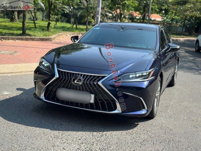 Xe Lexus ES 250 2023
